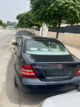 Mercedes-Benz Clase C 2006