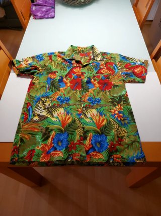 Camisa Hawaiana Estampada Animales y Flores