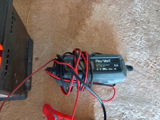 Batería Coche + Inversor 1000W + Cargador