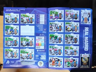 Álbum Liga Este 2024/25 + 550 cromos