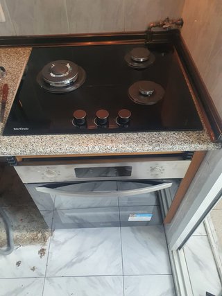 Urge reparación de caldera, calentador o termo.