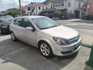 Opel Astra 2004