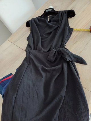 Abito nero portafoglio con fiocco in vita Taglia S