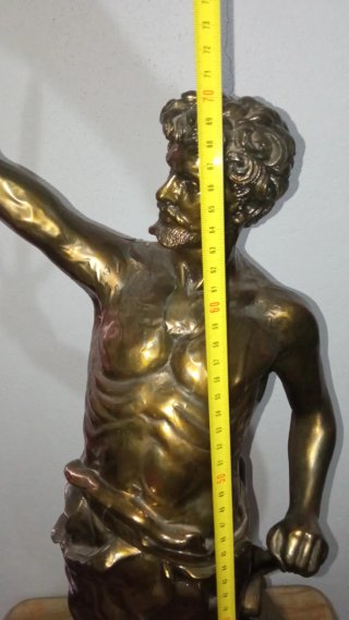 Figura de herrero romano