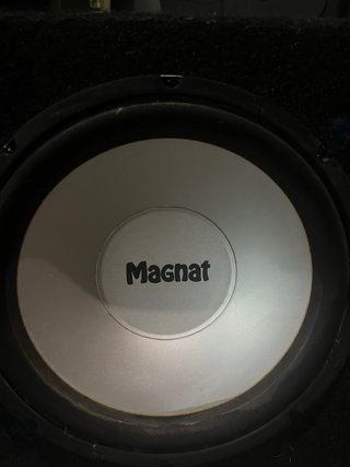 Subwoofer Coche Magnat 800W
