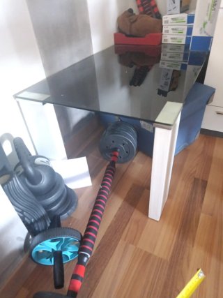 Mesa Comedor Cristal Negro y Metal