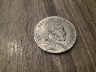 Monete in lega di metallo
