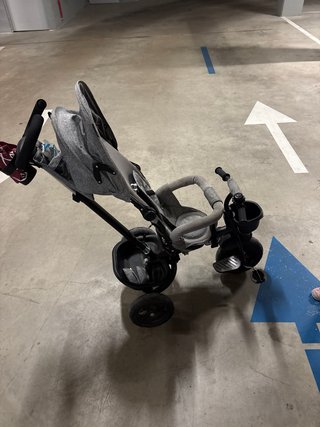 Triciclo Kinderkraft gris