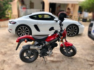 Suzuki Street Magic 49cc Scooter Roja