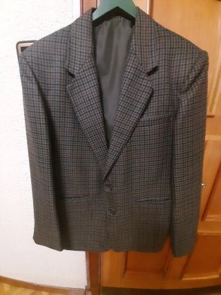 Chaqueta de caballero lana cuadros pata de gallo.