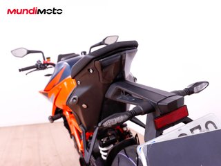 KTM 1290 SUPER DUKE R
