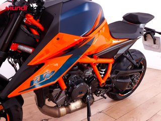 KTM 1290 SUPER DUKE R