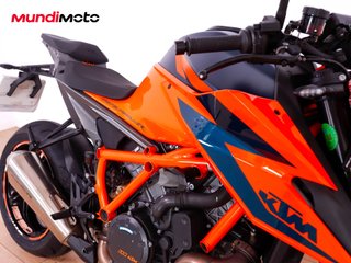 KTM 1290 SUPER DUKE R