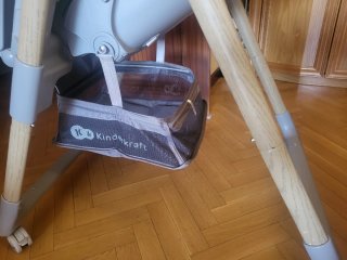 Trona Kinderkraft Lastree 2 en 1 con arco de juego