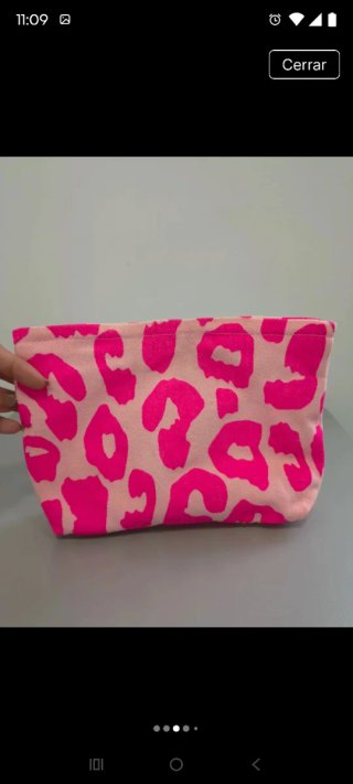 Neceser fucsia estampado animal print