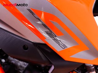 KTM 1290 SUPER DUKE GT ABS