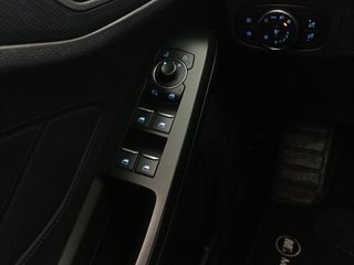Ford Focus 1.0 Ecoboost MHEV 114kW ST-Line