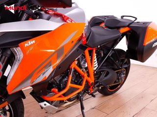 KTM 1290 SUPER DUKE GT ABS