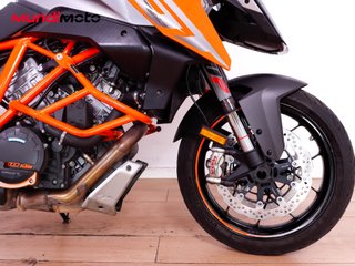 KTM 1290 SUPER DUKE GT ABS
