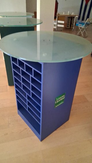 Mesa alta redonda cristal y madera