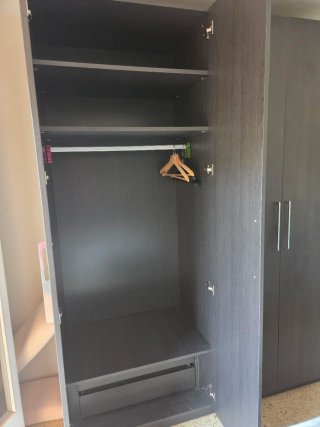 Armario Gris Roble Multipuertas