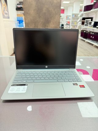 Ordenador portátil HP 14-EM0021LA AMD Ryzen 5 7520U 2.80 GH