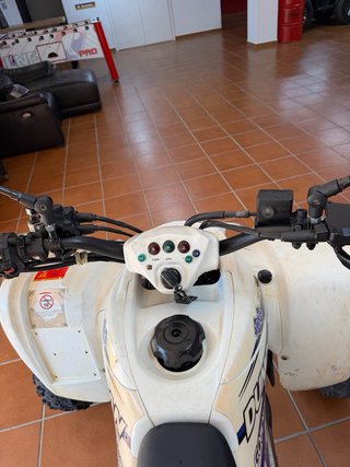 Suzuki LTZ 400 Quad Blanco