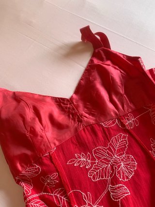Vestido rojo floral tirantes talla 36