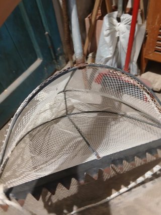 Rastrello artigianale per telline e vongole