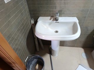 2 Lavabos de Porcelana Nuevos sin grifos