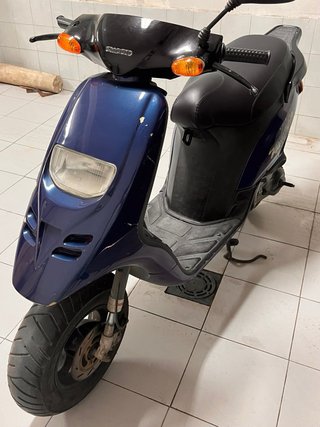 Piaggio Typhoon Azul