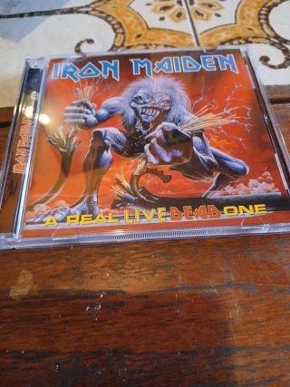 CD Iron Maiden A Real Live Dead One