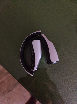 Altavoz Portátil Negro y Blanco