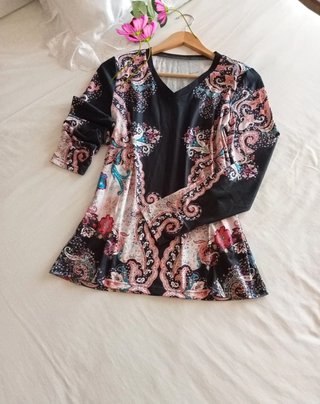 Camiseta Negra Estampada Talla M
