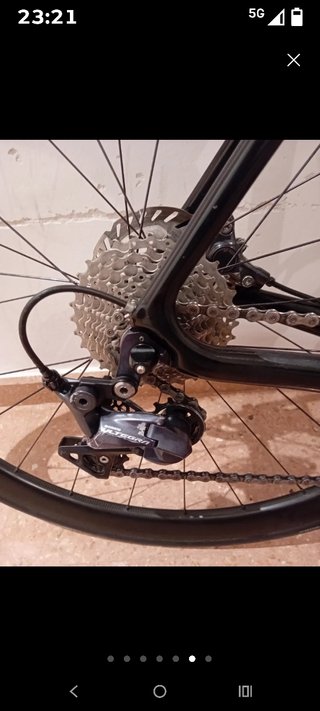 Bicicleta de carretera de carbono. Talla XL(58)