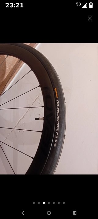 Bicicleta de carretera de carbono. Talla XL(58)