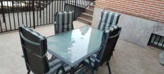 Mesa Jardín Cristal + 4 Sillas Aluminio