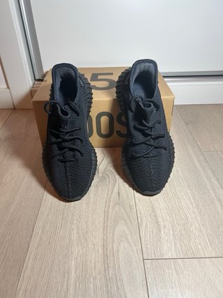 Adidas Yeezy Boost 350 V2 Talla 40 Caja