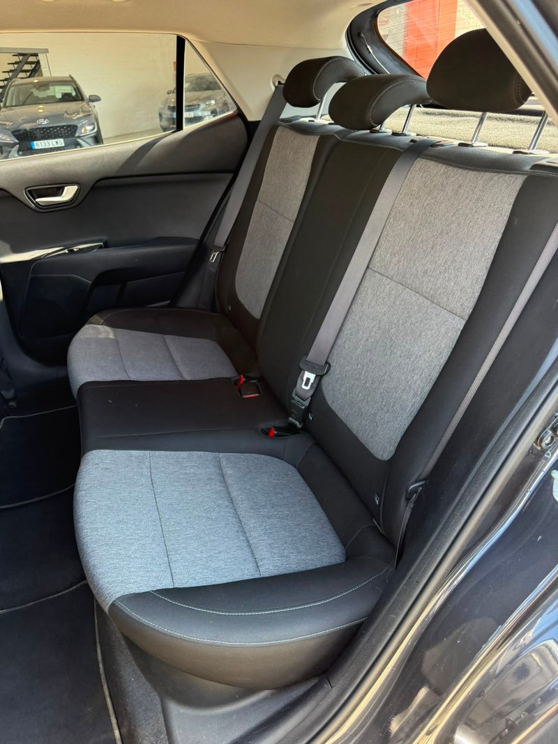 Kia Stonic 1.2 CVVT Drive Eco-Dynamics 2018, foto 14