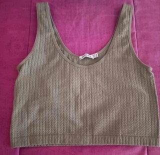 Lote Ropa Beige/Verde + Vaso Reutilizable