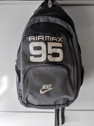 Mochila Nike Air Max 95 Negra/Gris