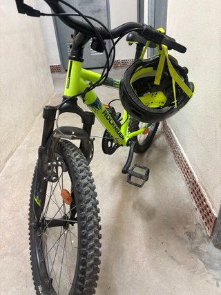 Bicicleta Rockrider ST 500 ruedas de 20”, 6-9 años