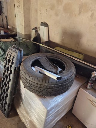 Neumático 255/55 R18 90% vida
