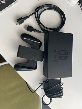 Nintendo Switch + FIFA 18 Completa