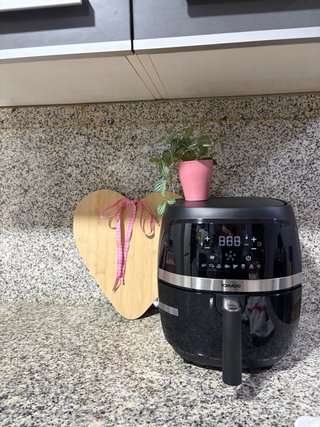 Freidora de aire Tomado negra de Action. Nueva