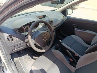 Renault Clio 2010 único dueño