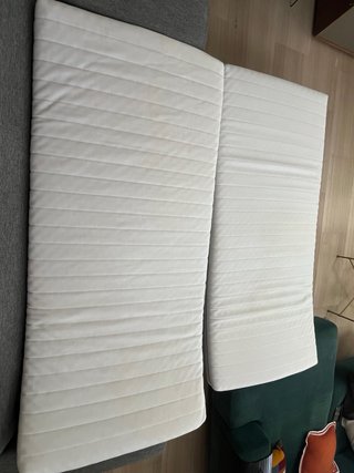 Dos colchones de Malfors IKEA