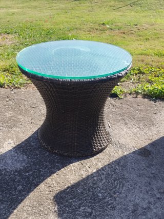 Conjunto de muebles de jardín: sillones y mesa