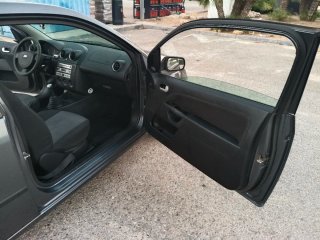 Ford Fiesta 2004