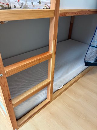 Litera Kura Ikea Madera